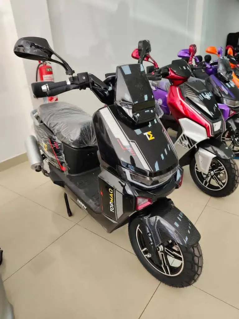 Motos eléctricas TOPMAQ y BUCATTI ULTIMO MODELO 2026 B